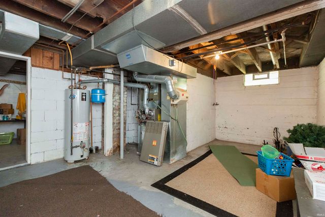 57860 Crumstown Highway, South Bend, IN 46619