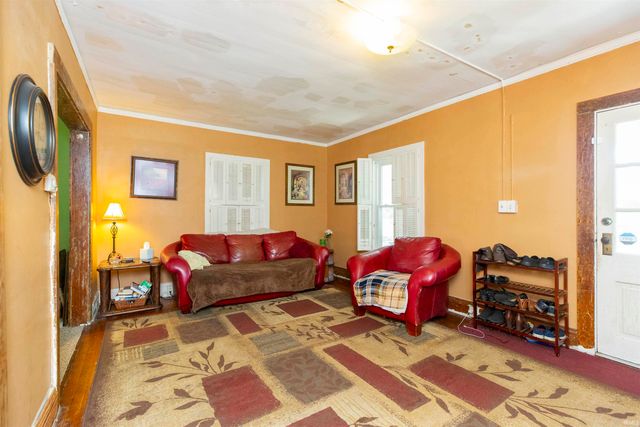 57860 Crumstown Highway, South Bend, IN 46619