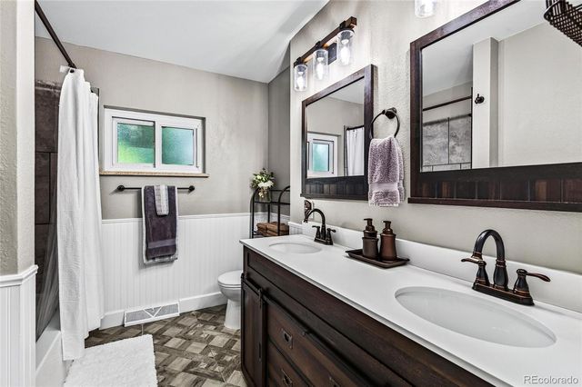 11199 E Wesley Avenue, Aurora, CO 80014