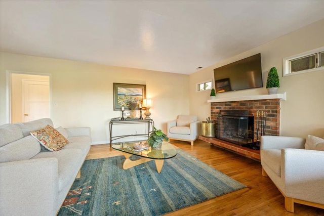 2480 Roblar Avenue, Los Olivos, CA 93441