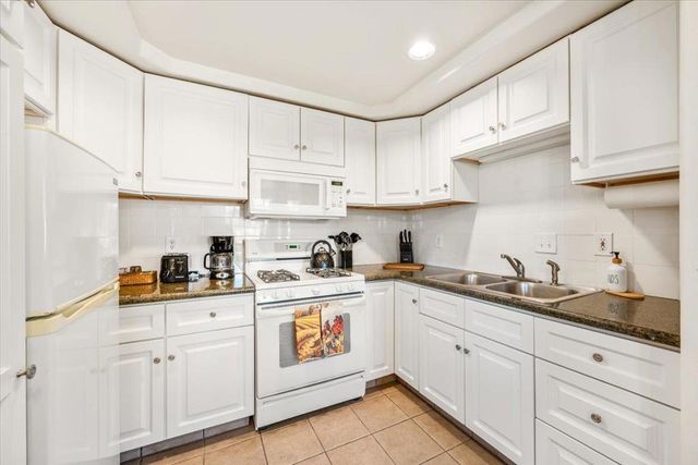 2480 Roblar Avenue, Los Olivos, CA 93441