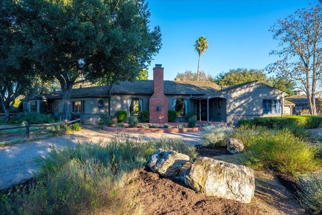 2480 Roblar Avenue, Los Olivos, CA 93441