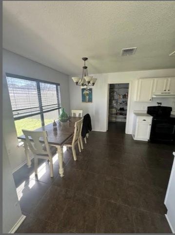 7605 Marble Crest DR, Austin, TX 78747