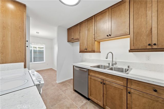 1651 Iowa Street C, Costa Mesa, CA 92626
