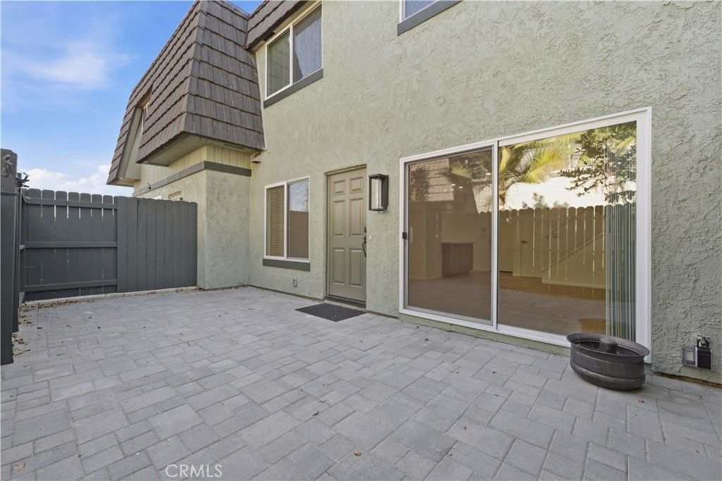 Image 2 of property listing at 1651 Iowa Street C, Costa Mesa, CA 92626