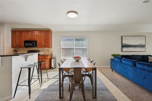 214 Lawson Farms Drive, Midlothian, TX 76065