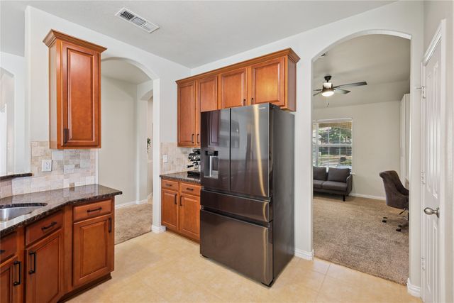 214 Lawson Farms Drive, Midlothian, TX 76065
