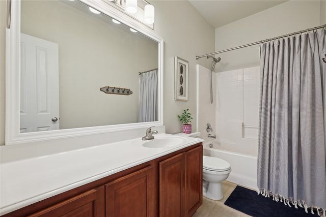 214 Lawson Farms Drive, Midlothian, TX 76065