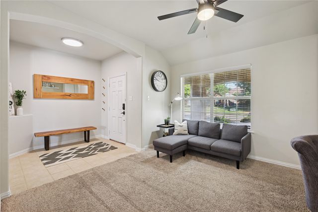 214 Lawson Farms Drive, Midlothian, TX 76065