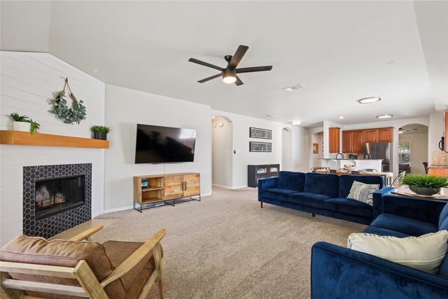 214 Lawson Farms Drive, Midlothian, TX 76065