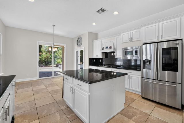 1080 Souza Dr, El Dorado Hills, CA 95762