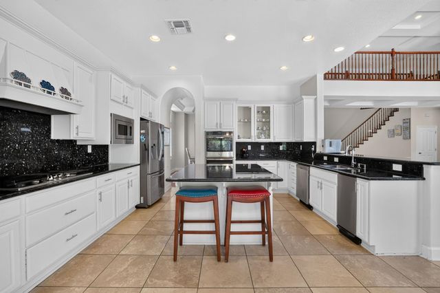 1080 Souza Dr, El Dorado Hills, CA 95762