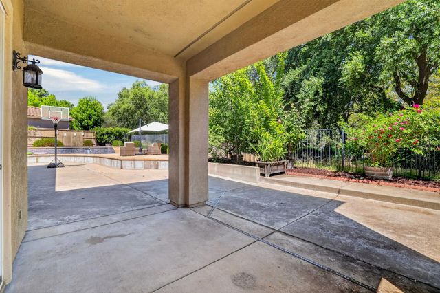 1080 Souza Dr, El Dorado Hills, CA 95762