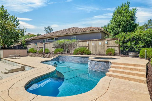 1080 Souza Dr, El Dorado Hills, CA 95762