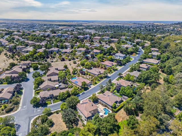 1080 Souza Dr, El Dorado Hills, CA 95762