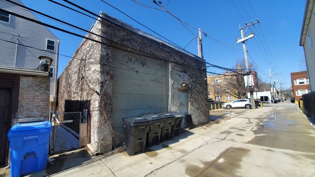 4251 N Western Avenue, Chicago, IL 60618