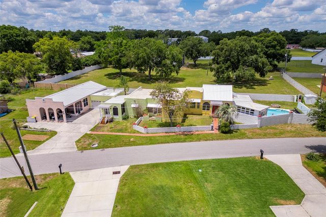 815 LAKE JESSIE DRIVE, Winter Haven, FL 33881