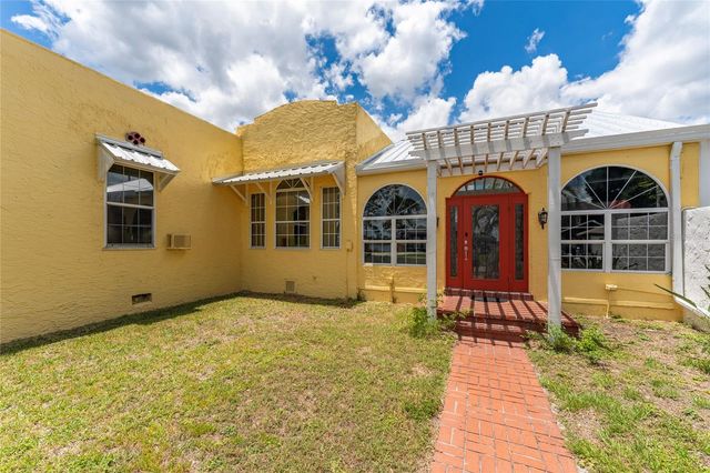 815 LAKE JESSIE DRIVE, Winter Haven, FL 33881
