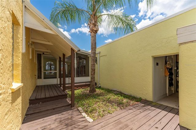815 LAKE JESSIE DRIVE, Winter Haven, FL 33881