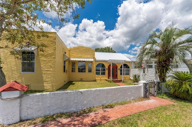 815 LAKE JESSIE DRIVE, Winter Haven, FL 33881