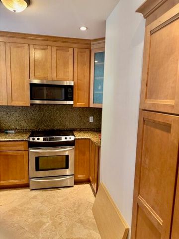 103 NE 14th Avenue 5, Fort Lauderdale, FL 33301