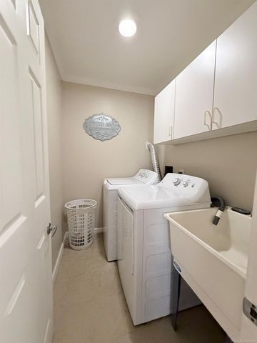 17840 Tennyson Street, Roseville, MI 48066