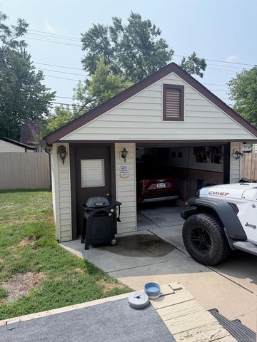 17840 Tennyson Street, Roseville, MI 48066