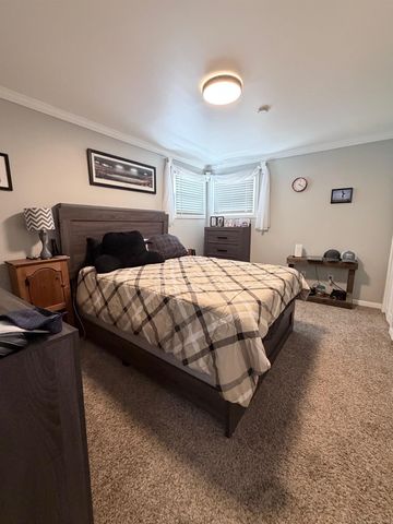17840 Tennyson Street, Roseville, MI 48066
