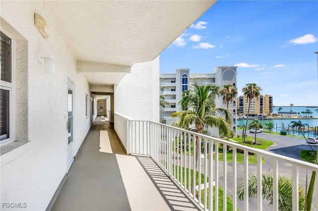 4351 Bay Beach LN 332, Fort Myers Beach, FL 33931