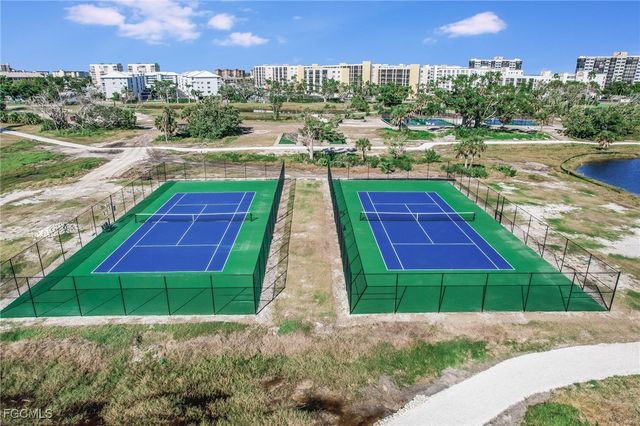 4351 Bay Beach LN 332, Fort Myers Beach, FL 33931