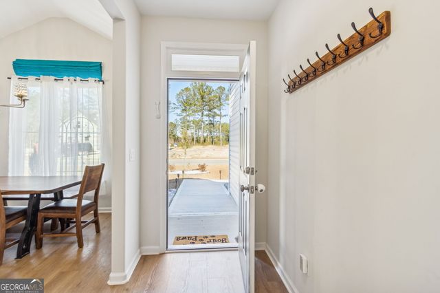 102 Wave Break Court, Kingsland, GA 31548