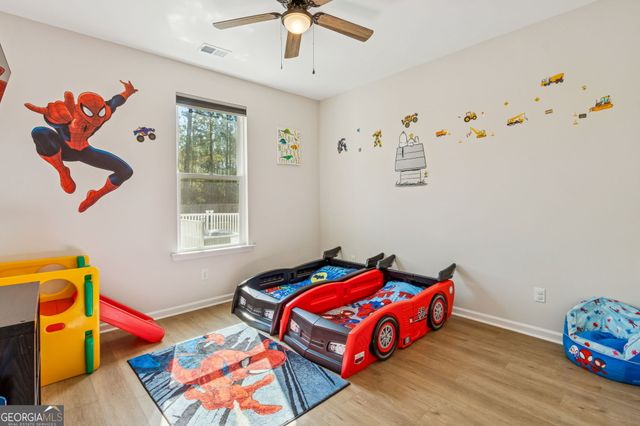 102 Wave Break Court, Kingsland, GA 31548