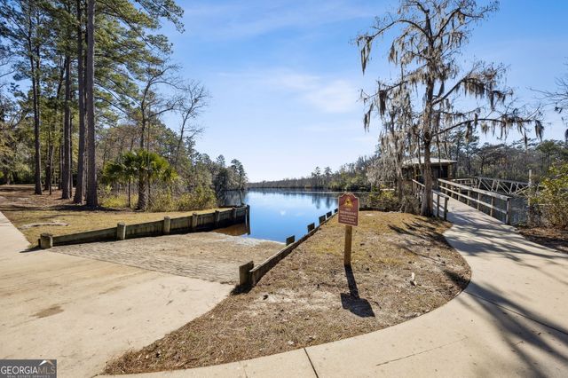 102 Wave Break Court, Kingsland, GA 31548