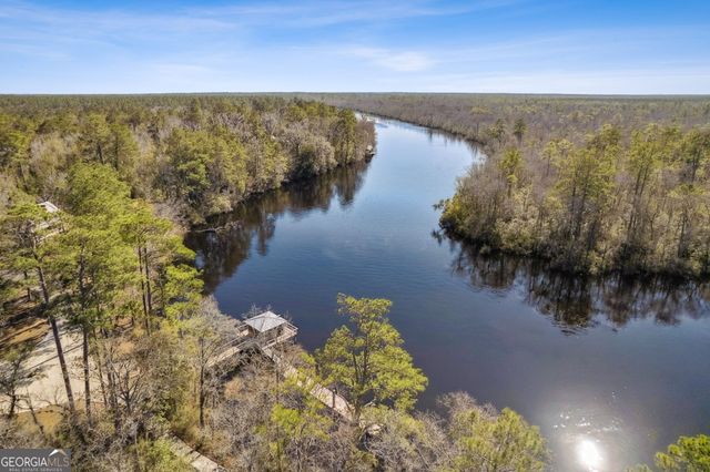 102 Wave Break Court, Kingsland, GA 31548