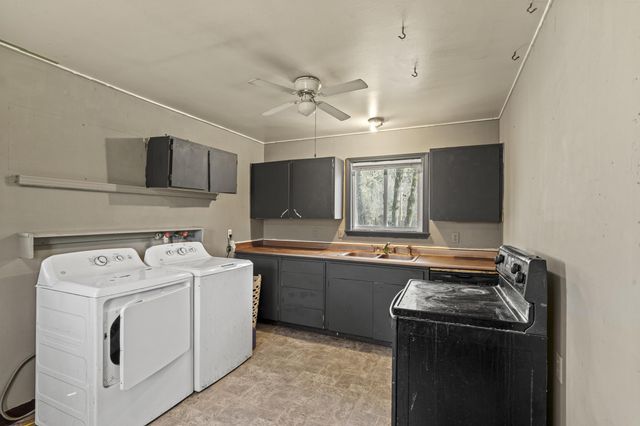 759 Elk Creek Road, Trail, OR 97541