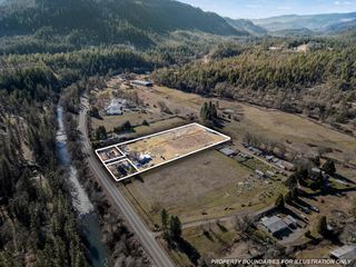 759 Elk Creek Road, Trail, OR 97541