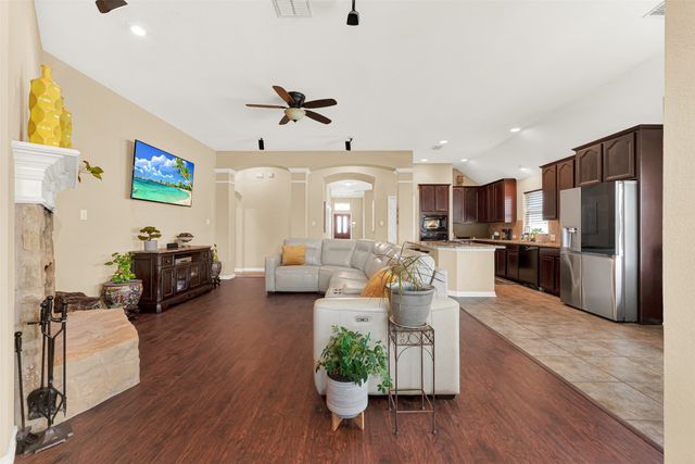 512 Turnstone Drive, Little Elm, TX 75068