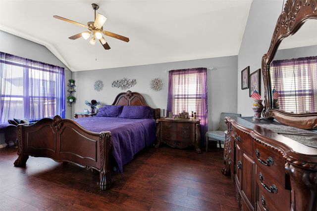 512 Turnstone Drive, Little Elm, TX 75068