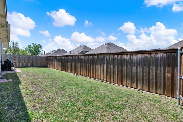 512 Turnstone Drive, Little Elm, TX 75068