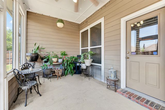 512 Turnstone Drive, Little Elm, TX 75068