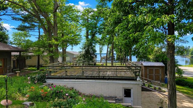 W9863 Dunn ROAD, Fox Lake, WI 53933
