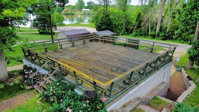 W9863 Dunn ROAD, Fox Lake, WI 53933