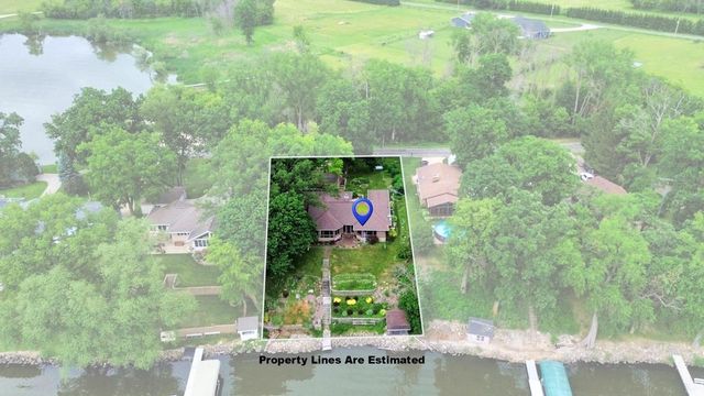 W9863 Dunn ROAD, Fox Lake, WI 53933