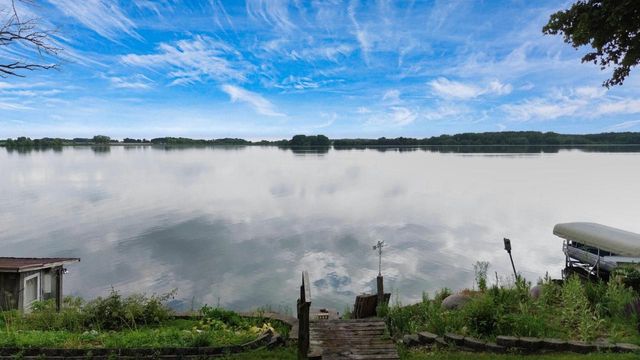 W9863 Dunn ROAD, Fox Lake, WI 53933
