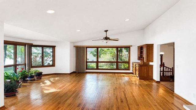 W9863 Dunn ROAD, Fox Lake, WI 53933