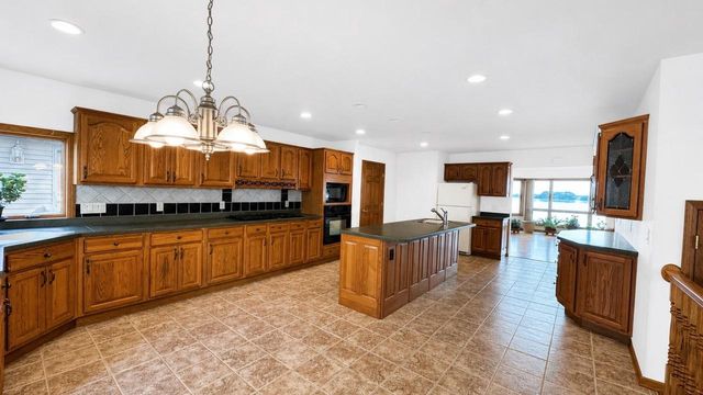 W9863 Dunn ROAD, Fox Lake, WI 53933