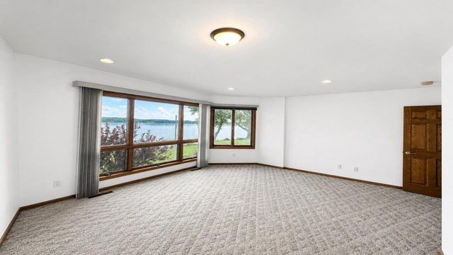 W9863 Dunn ROAD, Fox Lake, WI 53933