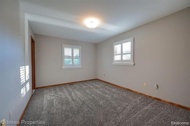 16185 24 MILE Road, Macomb Township, MI 48042