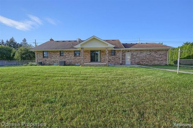 16185 24 MILE Road, Macomb Township, MI 48042