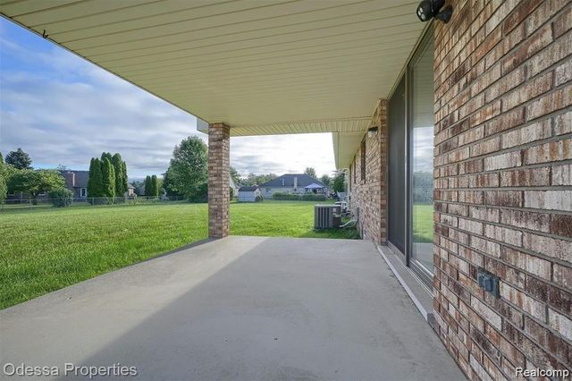 16185 24 MILE Road, Macomb Township, MI 48042